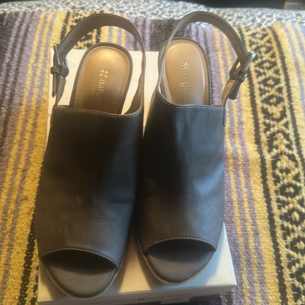 Naturalizer Takoda Peep Toe Shoes Womens Sz 8 Slingback Block Heel Casual